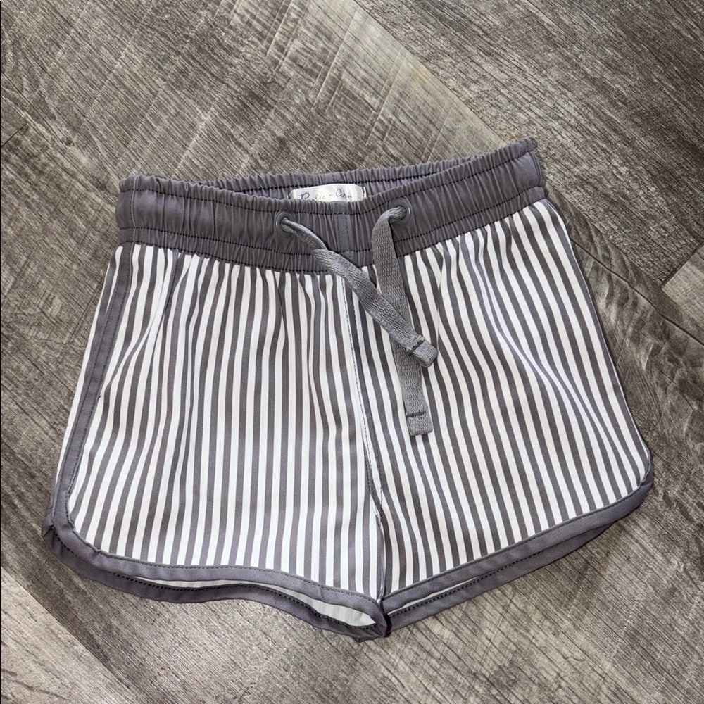 New Rylee + Cru Gray and White pinStriped Swim Trunks 3-6m